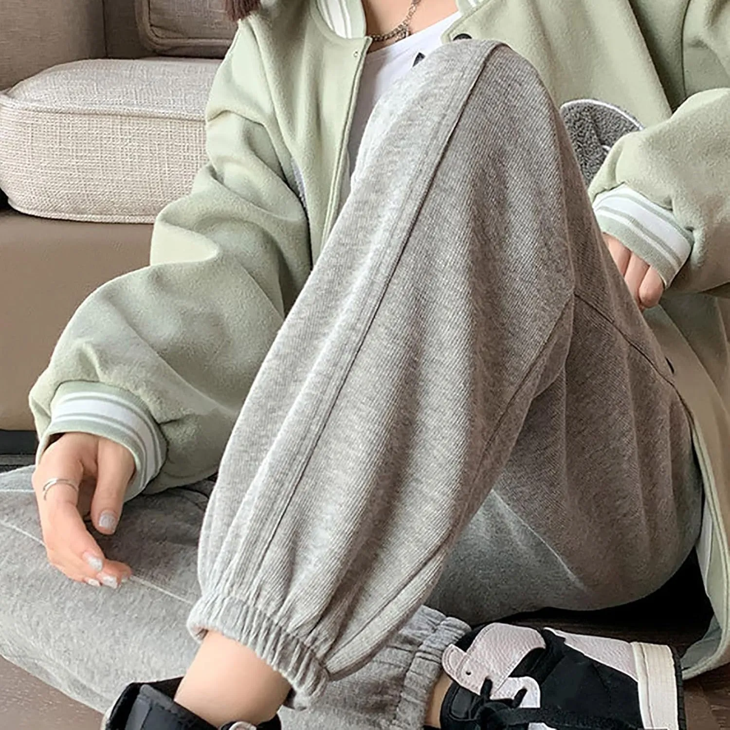 Fleece Sweatpants for Women High Waisted Winter Warm Casual Lounge Jogger Pants with Pockets Cinch Bottom Trousers
